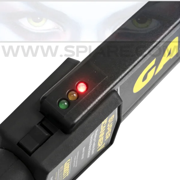 Superficie di scansione da 8 cm del Garrett Super Scanner V con indicatori LED